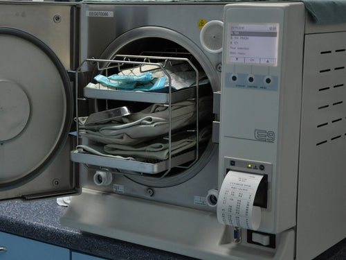 Why Dentists Rely on Autoclaves: 4 Key Benefits of Sterilization